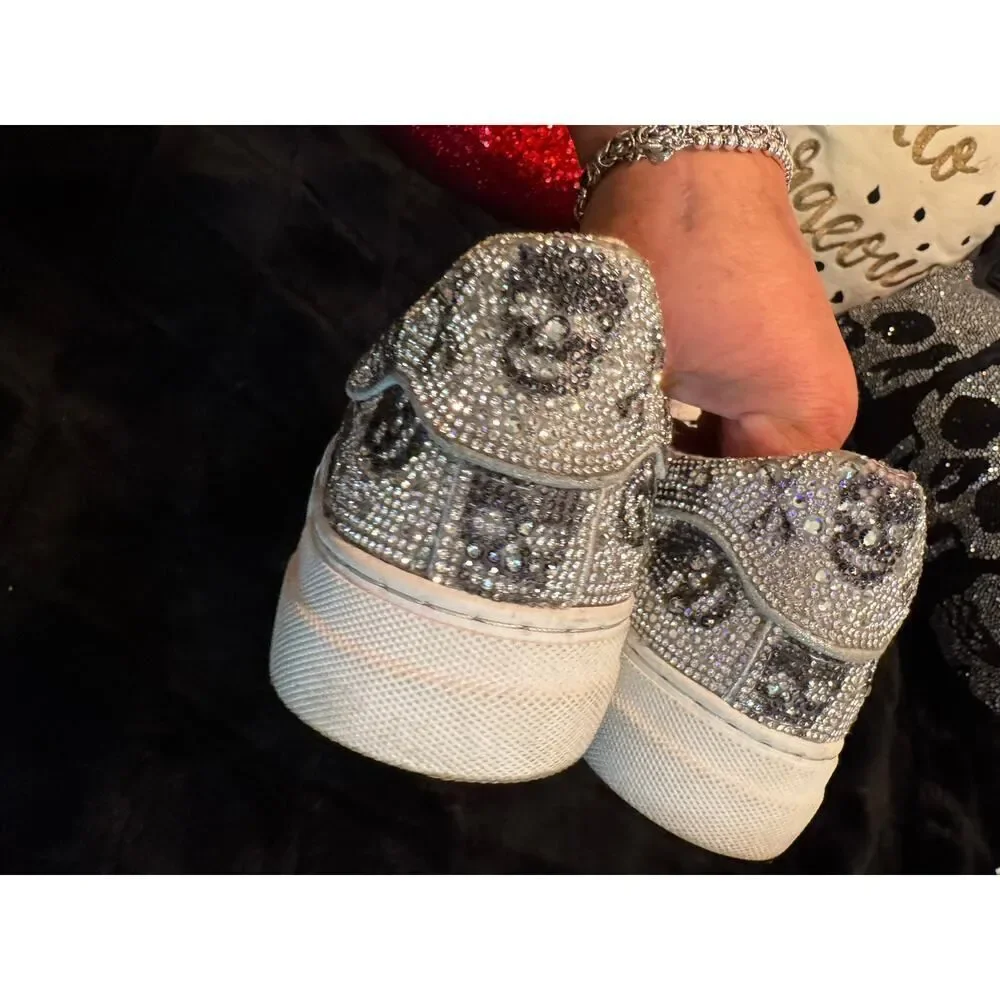 Betsey Johnson rhinestone crystal skull womens mid sneakers sz 9.5